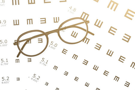 青少年近视眼如何矫正？