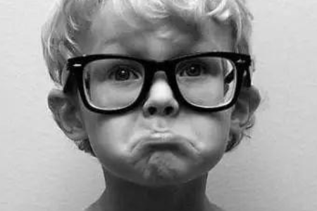 ICL人工晶体植入术有弊端吗？