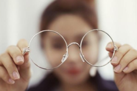 近视眼手术的注意事项