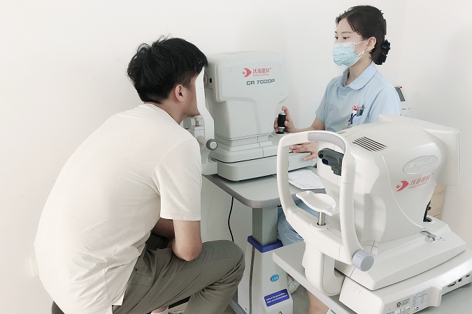 年龄18岁可以做晶片植入手术吗？