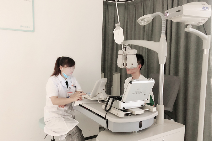 全激光飞秒价格高吗？