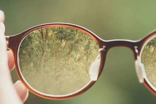 柯达镜片怎么样？