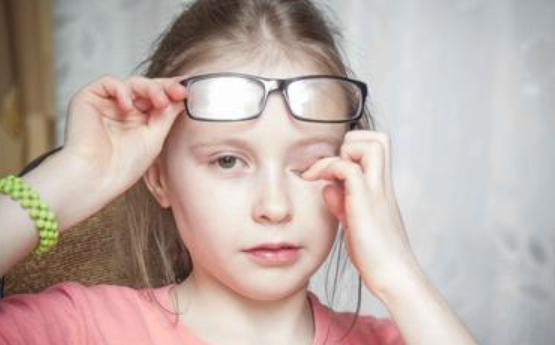 干眼症严重会导致什么后果呢？